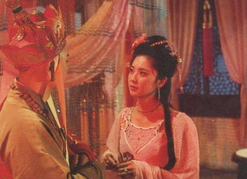 机接送仅表演180秒却被记了36年新葡京娱乐城西游记高价请的女演员飞(图4)