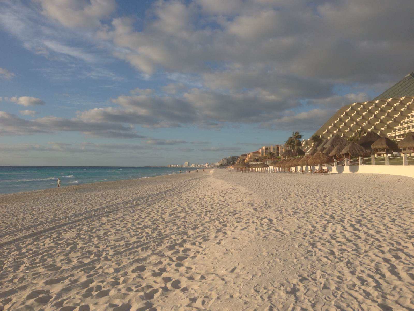 的坎昆中国的双月湾!澳门新葡京app世界(图7) 的坎昆中国的双月湾!澳门新葡京app世界(图7)